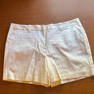 Worthington Women's Cream Shorts